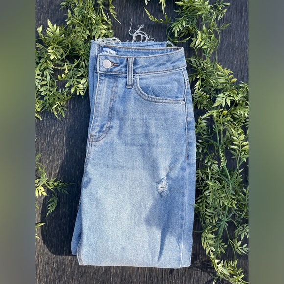 And Now This Jeans - Picture 5 of 7